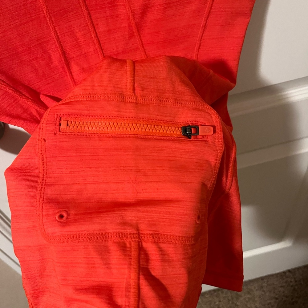 Like New Athleta Rashguard - Picture 5 of 10